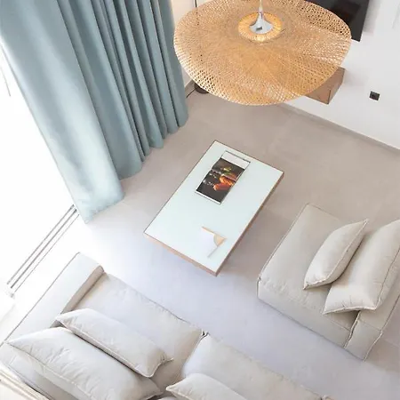 Seascape - Beachfront Villa *