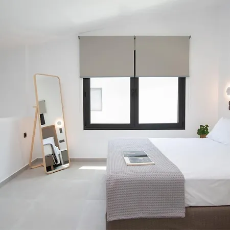 Seascape - Beachfront Villa *