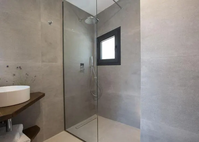 Seascape - Beachfront Vilă Vasiliki